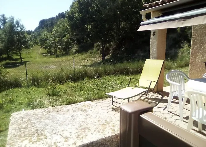 Les Iris , Mazet 48 Dom wakacyjny Saint-Martin-de-Brômes